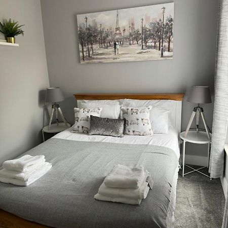 Modern, Spacious And Central Location Aberdare Eksteriør bilde