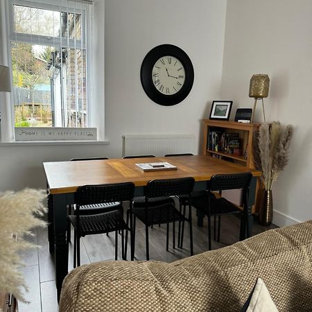 Modern, Spacious And Central Location Aberdare Eksteriør bilde
